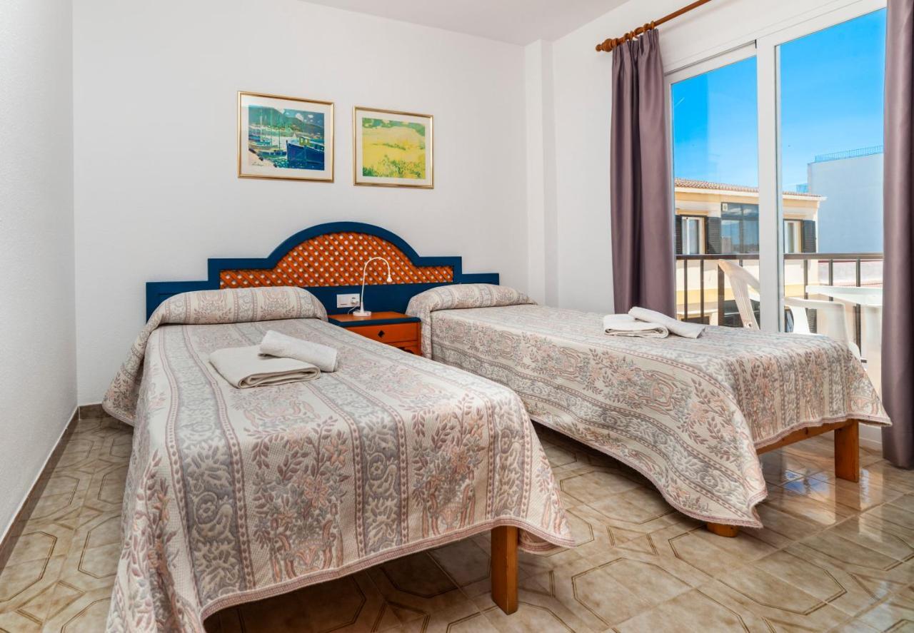Apartamentos Charlys Can Picafort Кан Пикафорт Экстерьер фото