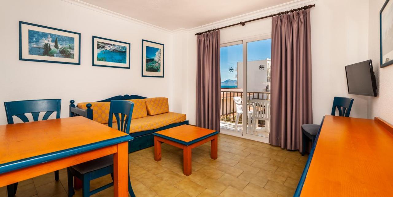 Apartamentos Charlys Can Picafort Кан Пикафорт Экстерьер фото