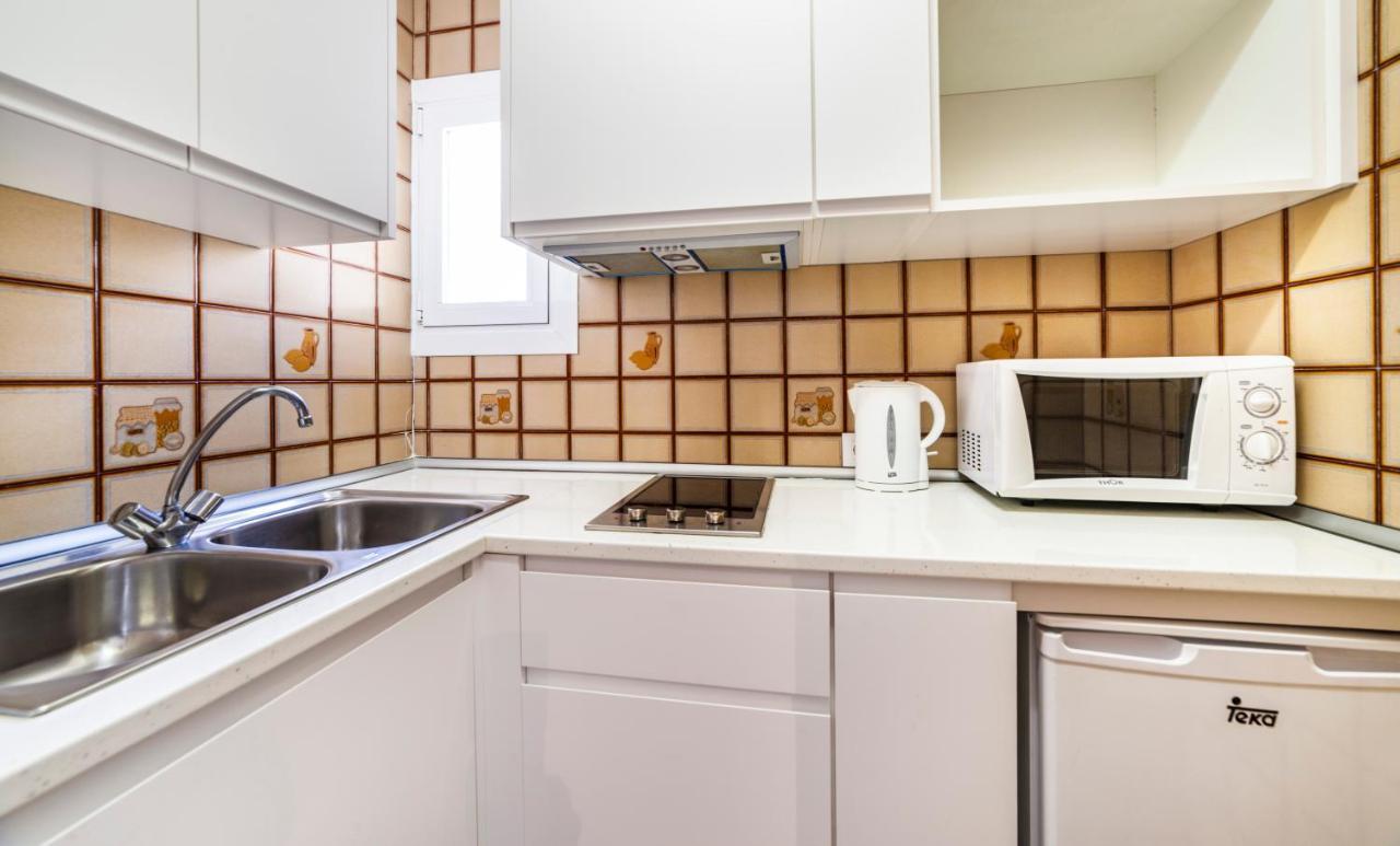Apartamentos Charlys Can Picafort Кан Пикафорт Экстерьер фото